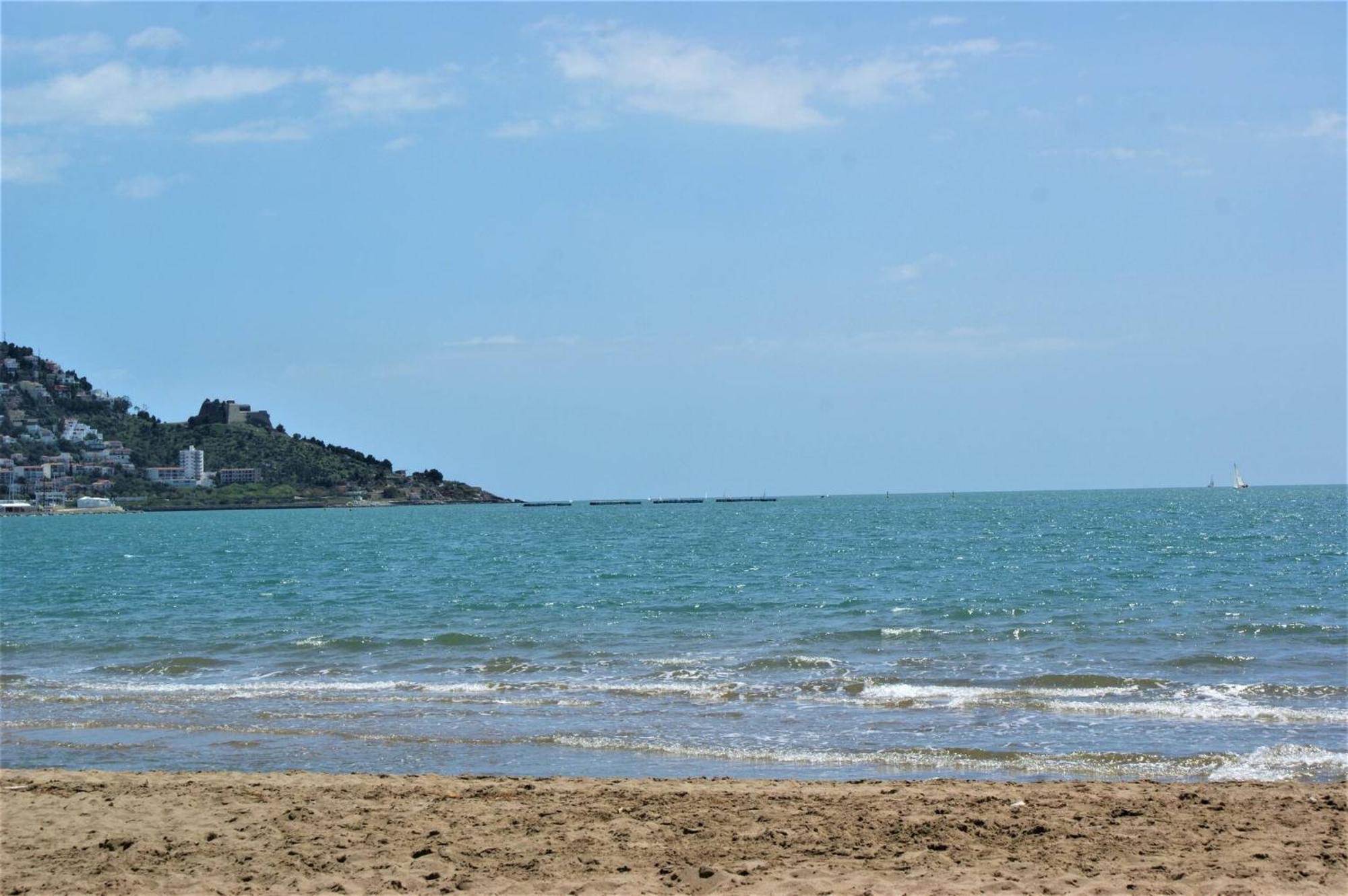 Appartement En Primera Linea De Mar, Av-06 *